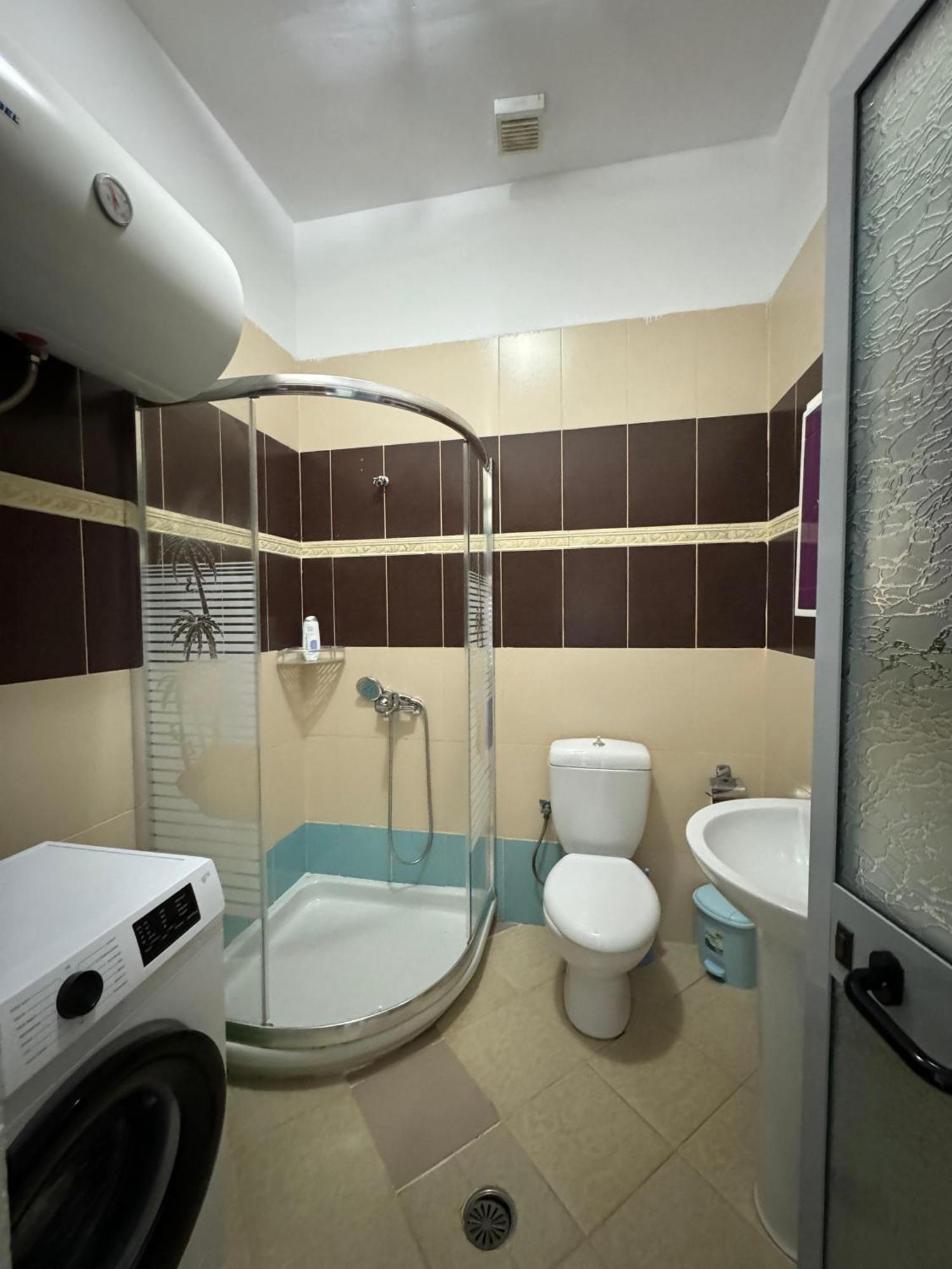 Solei Apartments Sarandë Buitenkant foto