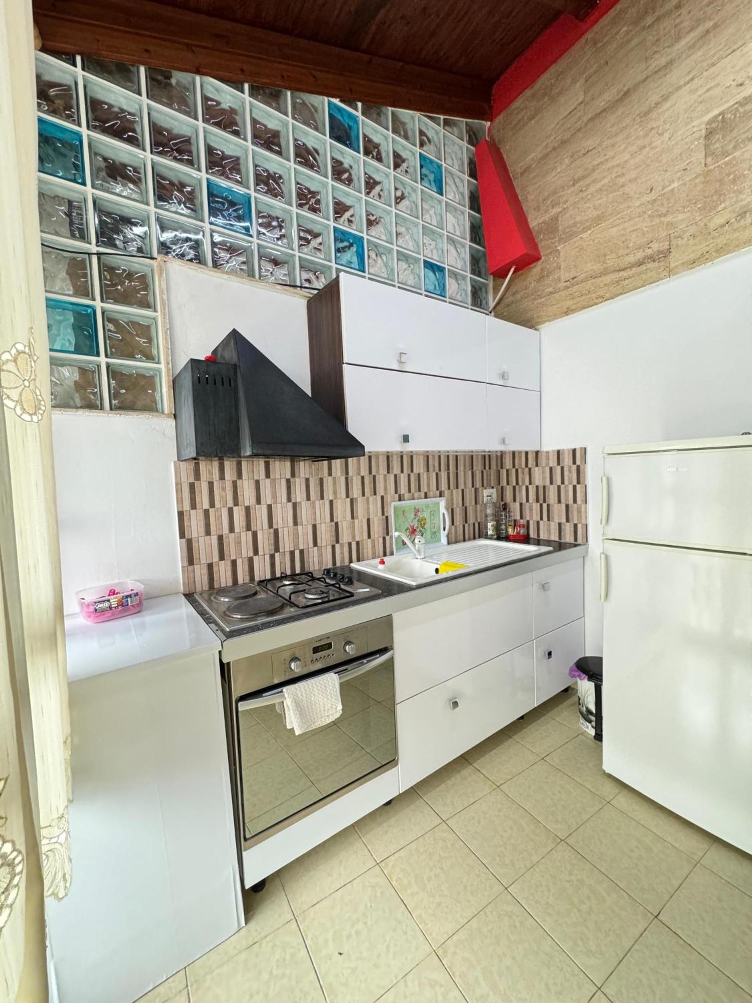 Solei Apartments Sarandë Buitenkant foto